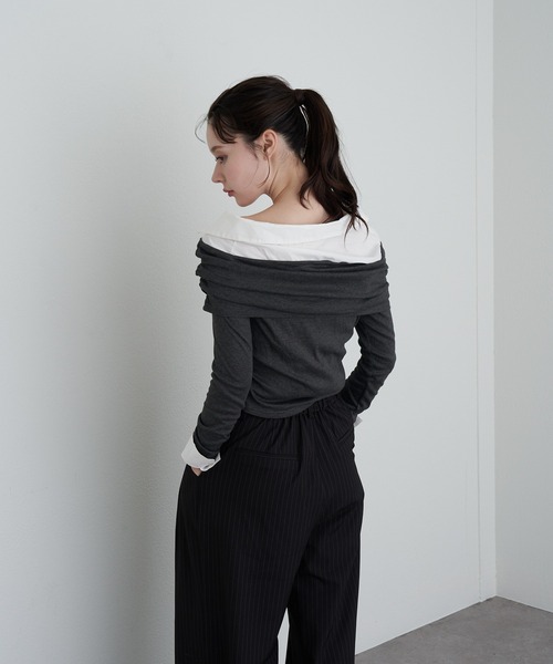 RAY CASSIN（レイカズン）の「襟シャツレイヤードオフショル（Tシャツ/カットソー・レディース・ブラック系その他2/グレー系その他2/チャコールグレー・FREE）」の20枚目の写真