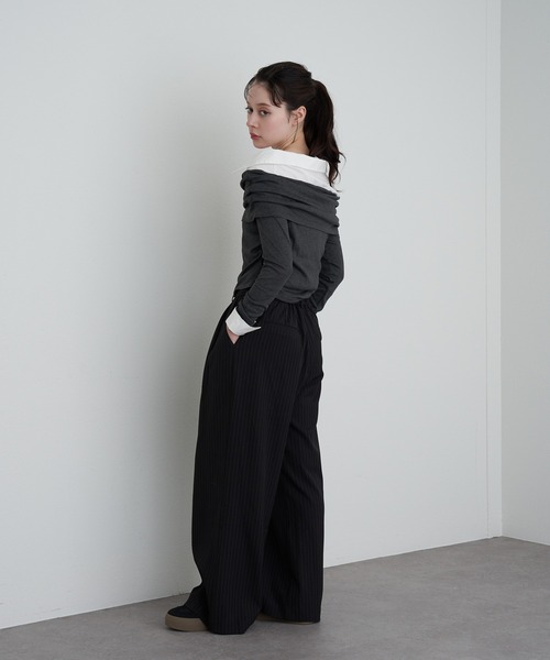 RAY CASSIN（レイカズン）の「襟シャツレイヤードオフショル（Tシャツ/カットソー・レディース・ブラック系その他2/グレー系その他2/チャコールグレー・FREE）」の22枚目の写真