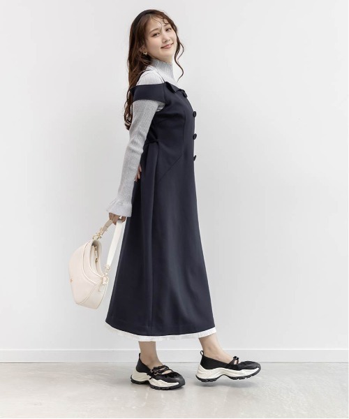 RANDA(ランダ)の「2WAY リボンクロスベルトスニーカー(スニーカー・レディース・ブラック/シルバー/アイボリー・M/L/LL/S)」の7枚目の写真