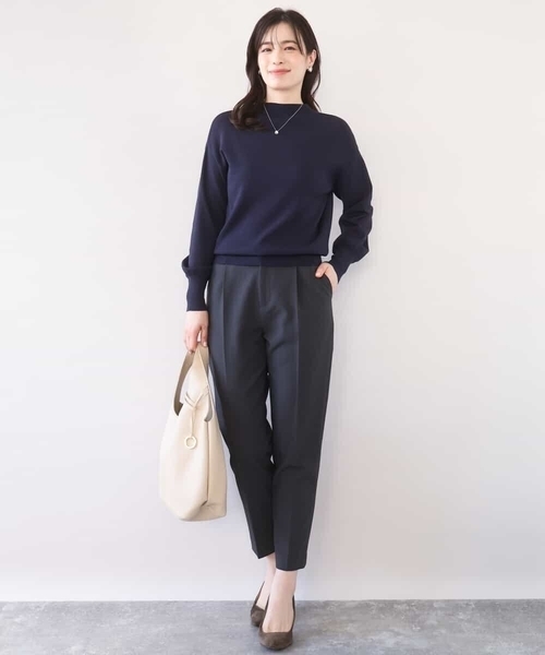 OFUON le MK（オフオンルエムケー）の「[名品シリーズ]ストレッチテーパードパンツ（ストライプ・無地）（スラックス・レディース・ライトグレー/ダークグレー・36/38/40）」の18枚目の写真