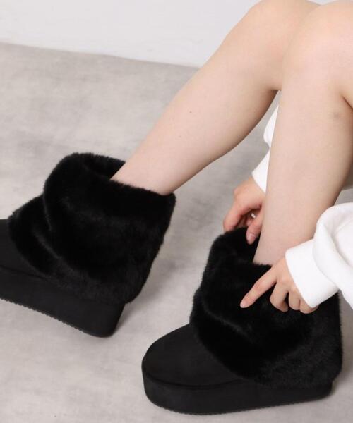 ESPERANZA（エスペランサ）の「フェイクファー付き2WAYムートン調ブーツ（ブーツ・レディース・アイボリー系/ブラック系・M/S/LL/L）」の7枚目の写真