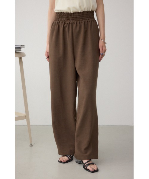 AZUL by moussy（アズールバイマウジー）の「ウエストイージーワイドパンツ（スラックス・レディース・ライトベージュ/ブラック/ブラウン・FREE）」の3枚目の写真