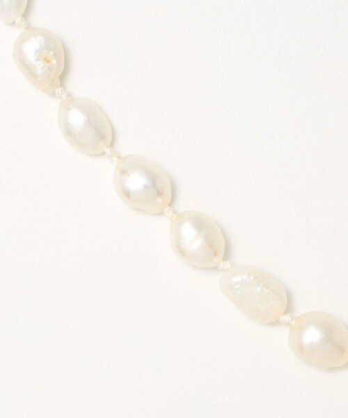 Causerie（コズリ）の「＜Causerie＞淡水パール ロングネックレス（ネックレス・レディース・オフホワイト・FREE）」の4枚目の写真