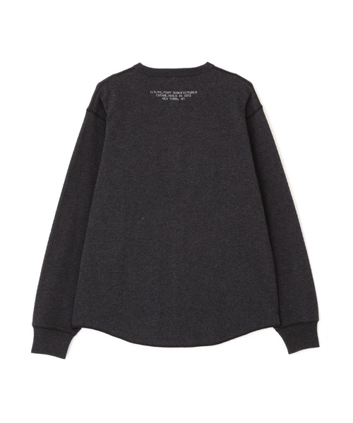 AVIREX（アヴィレックス）の「HONEYCOMB WAFFLE L/S HENLEY NECK T-SHIRT / ハニカムワッフル 長袖 ヘンリーネック Tシャツ / AVIREX / アヴィレックス（Tシャツ/カットソー・メンズ・ブラック/ナチュラル/グレー・XX-LARGE/X-LARGE/LARGE/MEDIUM）」の9枚目の写真