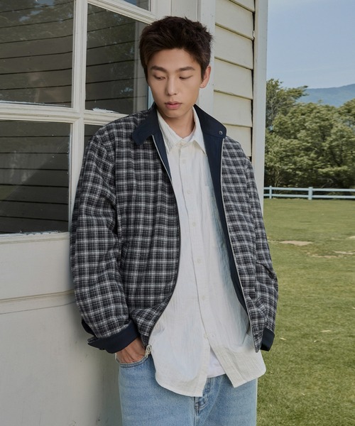 TOBEE（トゥビー）の「【TOBEE】リラックスフィット スタンドカラー ジップブルゾン/2wayリバーシブル ジャケット チェック&無地（ブルゾン・メンズ・ベージュ/ネイビー・LARGE/X-LARGE/MEDIUM）」の15枚目の写真