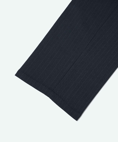 penguin BY MUNSINGWEAR（ペンギン バイ マンシングウェア）の「【STYLE M1A-2】STRIPE PANTS　ピンストライプパンツ ゴルフウェア（その他パンツ・メンズ・ネイビー・M/L/XL）」の5枚目の写真