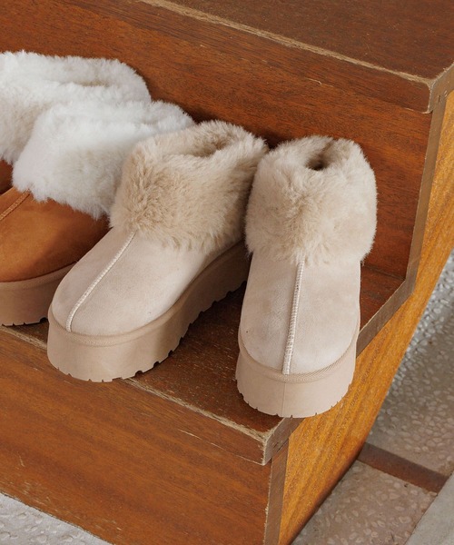 GLOBAL WORK（グローバルワーク）の「厚底ムートンサボ/AND YUA ANY/571611（ブーツ・キッズ・ベージュ/キャメル・MEDIUM/SMALL/LARGE）」の4枚目の写真