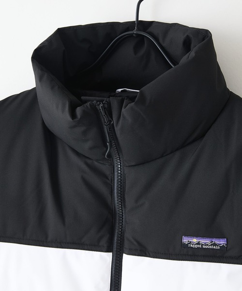 ragged mountain(ラギットマウンテン)の「【RAGGED MOUNTAIN/ラギットマウンテン】【撥水・防風・防水性を兼ね備えた高機能ジャケット】EXETER/エクスター スタンド 中綿 ジャケット エコダウン スタンドカラー 多機能ポケット アウトドア タウンユース ユニセックス(ダウンジャケット/コート・メンズ・ブラック/ホワイト/ライトグレー/ブルー系その他2・MEDIUM/LARGE/X-LARGE)」の11枚目の写真