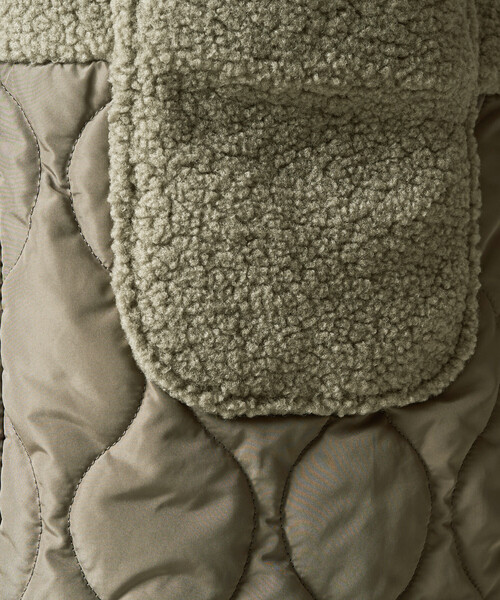 FREAK'S STORE(フリークスストア)の「限定展開 ボア×キルティング 切り替え ロングコート(その他アウター・レディース・グレー/ベージュ/ブラック・フリ-)」の13枚目の写真