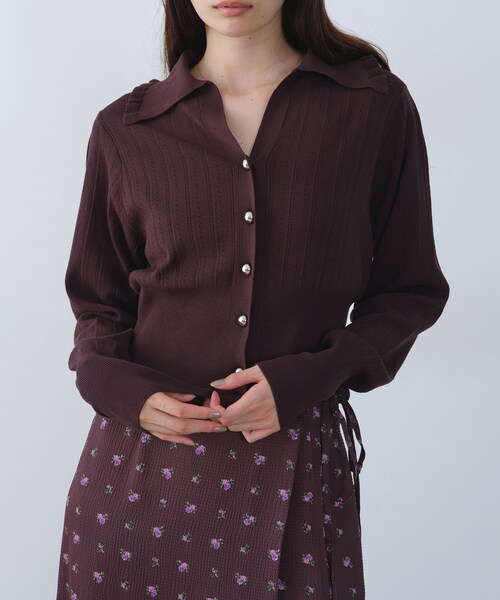 CODE A(コードエー)の「sleek collar knit(カーディガン/ボレロ・レディース・ブラック/ホワイト/ダークブラウン・00)」の1枚目の写真