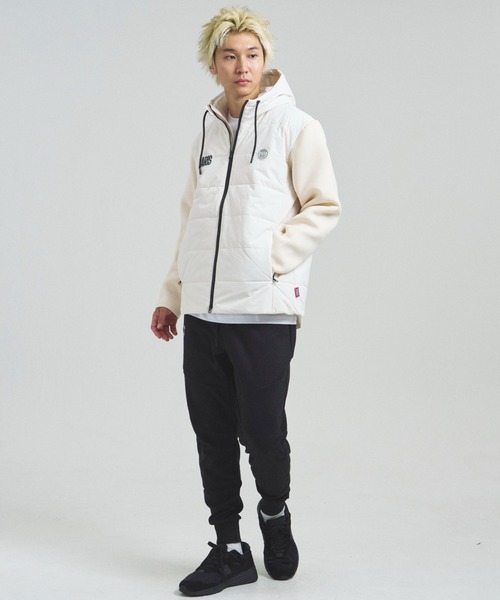 PARIS SAINT-GERMAIN(パリサンジェルマン)の「PSG_EMB LOGO-ハイブリットJKT(その他アウター・メンズ・アイボリー/ブラック・M/L/XL)」の15枚目の写真