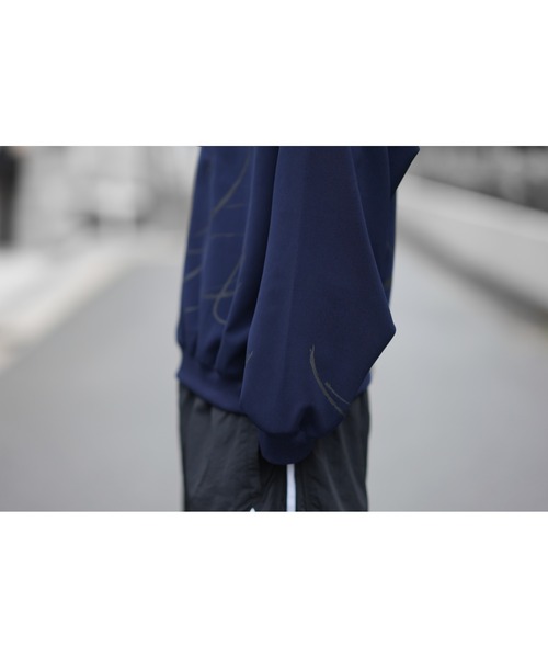 VAVADUDU　スウェット　トップス　トレーナー　ペイント　アート VAVADUDU スウェット トップス トレーナー ペイント アート VAVADUDU