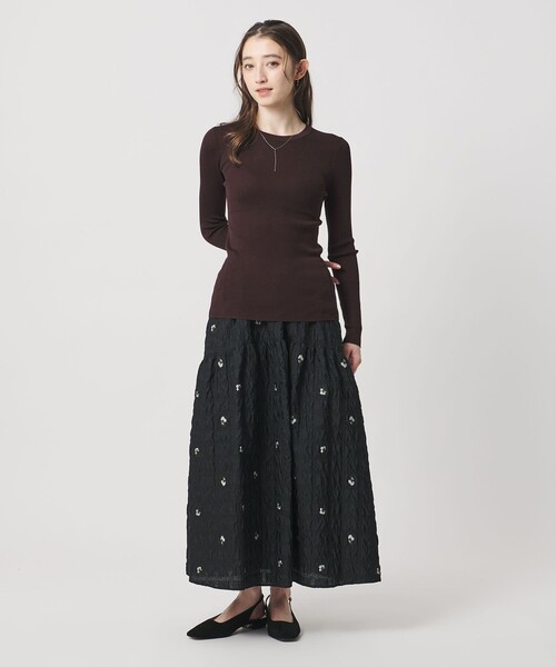 UNITED ARROWS(ユナイテッドアローズ)の「シルク リブ クルーネック ニット(ニット/セーター・レディース・ブラック/ライトグレー/ホワイト/ダークブラウン/ベージュ/ネイビー・FREE)」の14枚目の写真