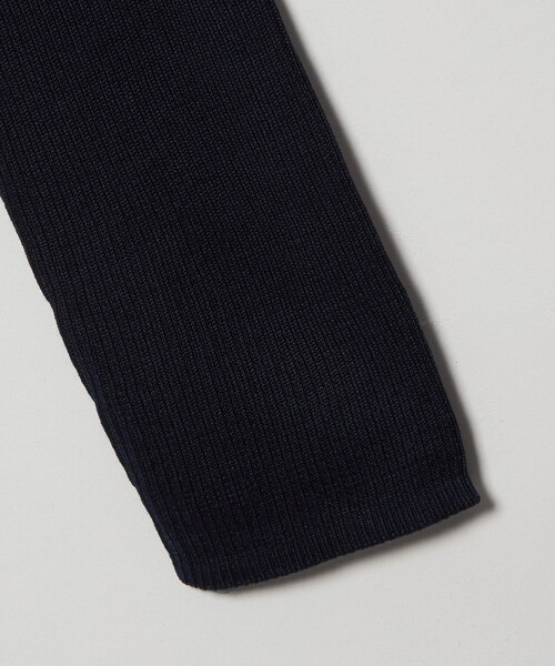 UNITED ARROWS(ユナイテッドアローズ)の「シルク リブ クルーネック ニット(ニット/セーター・レディース・ブラック/ライトグレー/ホワイト/ダークブラウン/ベージュ/ネイビー・FREE)」の21枚目の写真