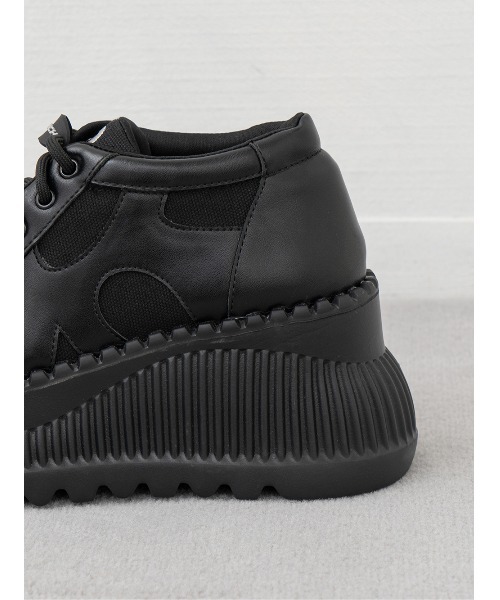 Darich(ダーリッチ)の「Dロゴボリュームスニーカー(スニーカー・レディース・ブラック・L/M/S/XS/XL)」の11枚目の写真