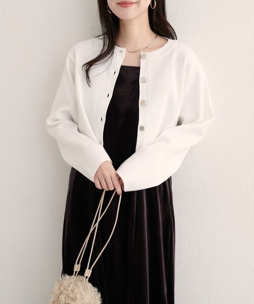 natural couture（ナチュラルクチュール）の「クロップド丈リブカラーカーディガン（カーディガン/ボレロ・レディース・ピンク/ボルドー/オフホワイト/グレー・FREE）」の10枚目の写真