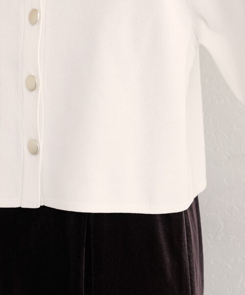 natural couture（ナチュラルクチュール）の「クロップド丈リブカラーカーディガン（カーディガン/ボレロ・レディース・ピンク/ボルドー/オフホワイト/グレー・FREE）」の13枚目の写真