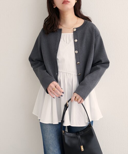 natural couture（ナチュラルクチュール）の「クロップド丈リブカラーカーディガン（カーディガン/ボレロ・レディース・ピンク/ボルドー/オフホワイト/グレー・FREE）」の17枚目の写真