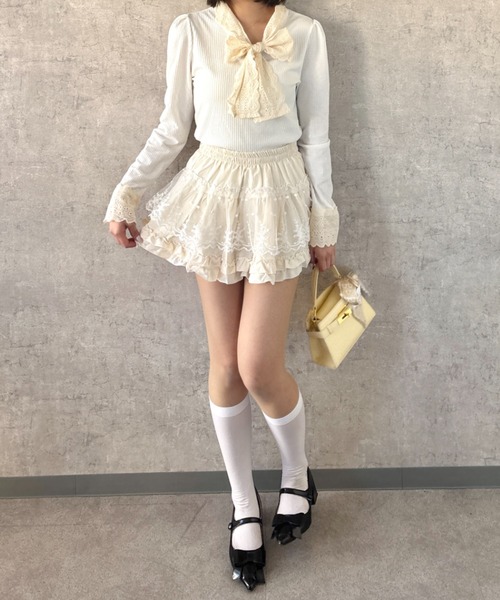 Mejoul（メジュール）の「レースリボン切り替え リブニットロンT（ニット/セーター・レディース・ホワイト/ブラック・M/L）」の15枚目の写真