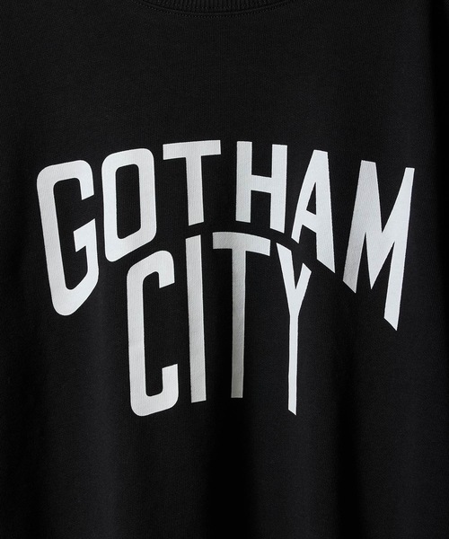 NUMBER (N)INE（ナンバーナイン）の「GOTHAM CITY PRINTED CLASSIC CREWNECK SWEATSHIRT / ゴッサム シティ ロゴプリント クラシック クルーネック スウェットシャツ（スウェット・メンズ・ブラック/トップグレー・M/L/XL）」の5枚目の写真