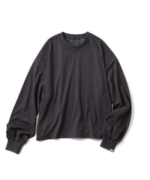 THREE FIFTY STANDARD(スリーフィフティースタンダード)の「THREE FIFTY STANDARDボリューム袖の吸水速乾長袖Tシャツ(Tシャツ/カットソー・レディース・ベージュ/チャコールグレー/オフホワイト・M/L)」の20枚目の写真
