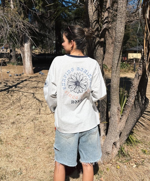 ROXY(ロキシー)の「SEEKING MORE FUN/ロキシー袖プリントリンガー長袖ロンT(Tシャツ/カットソー・レディース・ホワイト/ブラック/グレー・SMALL/MEDIUM)」の14枚目の写真