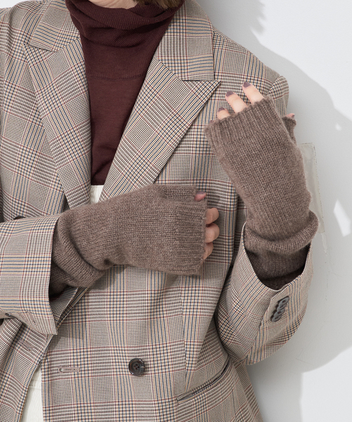 WILLIAM BRUNTON(ウィリアムブラントン)の「WILLIAM BRUNTON SLOBE別注 フィンガーレスグローブ WB-222-SLOBE(手袋・レディース・ブラウン/グレー/ブルー・FREE)」の2枚目の写真