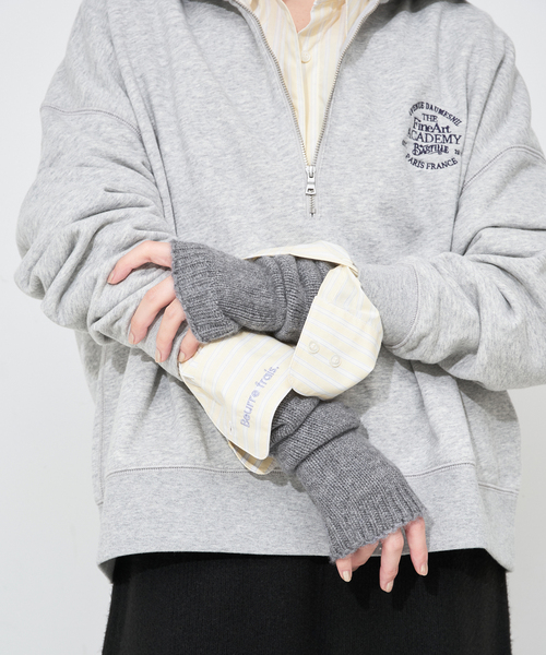 WILLIAM BRUNTON(ウィリアムブラントン)の「WILLIAM BRUNTON SLOBE別注 フィンガーレスグローブ WB-222-SLOBE(手袋・レディース・ブラウン/グレー/ブルー・FREE)」の11枚目の写真