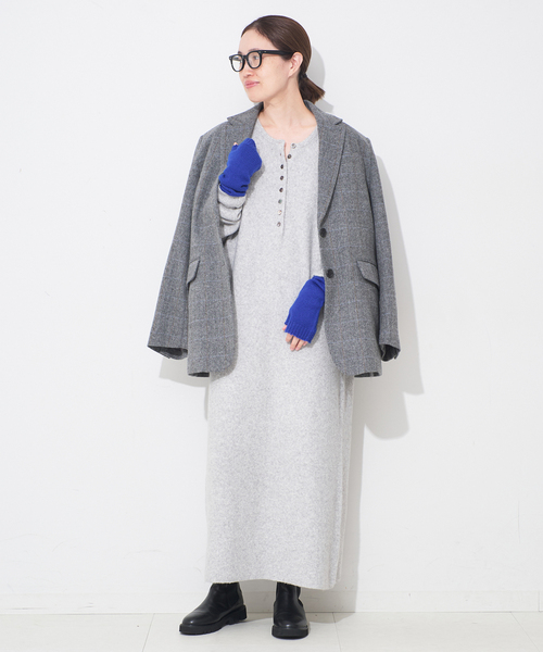 WILLIAM BRUNTON(ウィリアムブラントン)の「WILLIAM BRUNTON SLOBE別注 フィンガーレスグローブ WB-222-SLOBE(手袋・レディース・ブラウン/グレー/ブルー・FREE)」の17枚目の写真