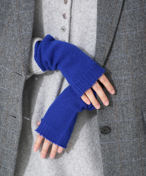 WILLIAM BRUNTON(ウィリアムブラントン)の「WILLIAM BRUNTON SLOBE別注 フィンガーレスグローブ WB-222-SLOBE(手袋・レディース・ブラウン/グレー/ブルー・FREE)」の20枚目の写真