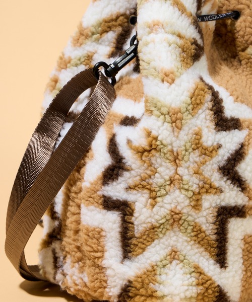 PENDLETON（ペンドルトン）の「【 PENDLETON / ペンドルトン 】ジャガードボア2WAYドローストリングポーチ（ショルダーバッグ・レディース・グレー/ベージュ・FREE）」の11枚目の写真