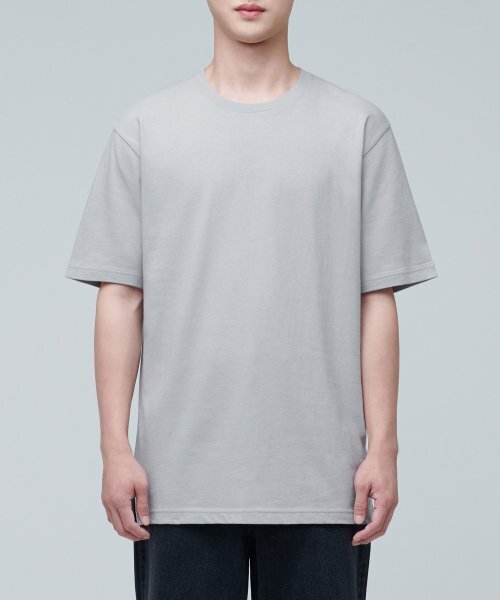 MUSINSA STANDARD（ムシンサスタンダード）の「レイヤードクルーネックTシャツ_通常丈 [ライトグレー]（Tシャツ/カットソー・メンズ・その他・SMALL/MEDIUM/LARGE/X-LARGE/X-SMALL）」の2枚目の写真