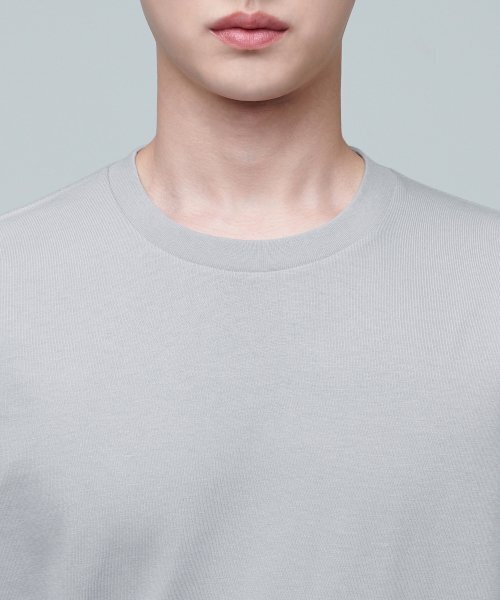 MUSINSA STANDARD（ムシンサスタンダード）の「レイヤードクルーネックTシャツ_通常丈 [ライトグレー]（Tシャツ/カットソー・メンズ・その他・SMALL/MEDIUM/LARGE/X-LARGE/X-SMALL）」の5枚目の写真