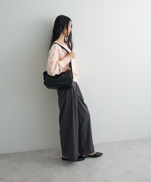 AnriettMusee(アンリエットミュゼ)の「マルチWAYベルトワンハンドルバッグ(ショルダーバッグ・レディース・アイボリー/ブラック/ベージュ・FREE)」の6枚目の写真