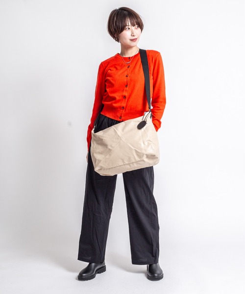 Jack Gomme(ジャックゴム)の「【JACK GOMME】ショルダーバッグ JOY(ショルダーバッグ・レディース・ブラック/インディゴブルー/モカ/アイボリー/シルバー/カーキ/シャンパン/ライトブルー/ベージュ・FREE)」の16枚目の写真