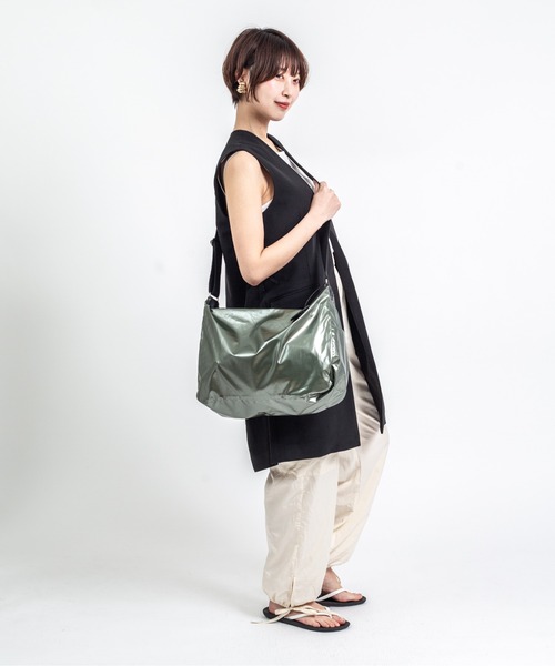 Jack Gomme(ジャックゴム)の「【JACK GOMME】ショルダーバッグ JOY(ショルダーバッグ・レディース・ブラック/インディゴブルー/モカ/アイボリー/シルバー/カーキ/シャンパン/ライトブルー/ベージュ・FREE)」の12枚目の写真