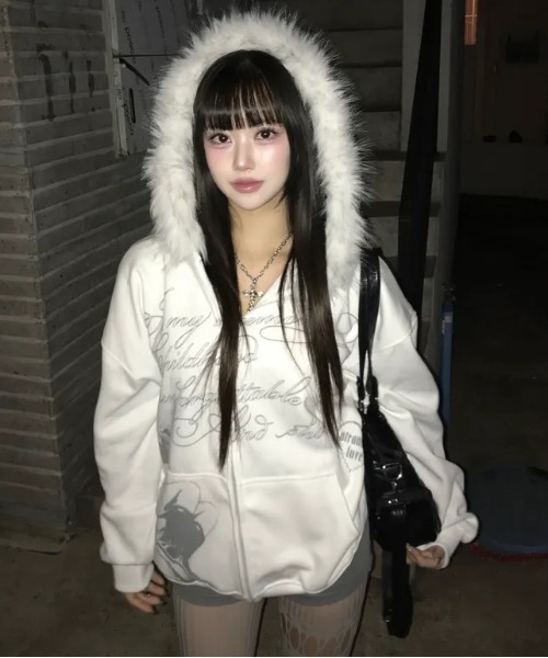 セール】Y2K 【秋冬新作】ファー付きフードゆったりスウェットパーカー