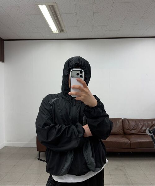 NOMANUAL(NOMANUAL)の「LIGHT SHIELD JACKET - WASHED BLACK(ナイロンジャケット・レディース・その他・LARGE/MEDIUM/SMALL)」の11枚目の写真