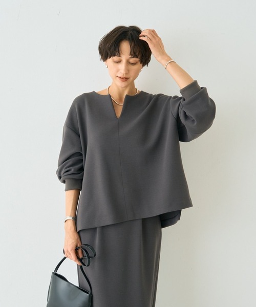 Rouge vif(ルージュヴィフ)の「【セットアップ対応】 ダブルエアープルオーバー(シャツ/ブラウス・レディース・ベージュ/チャコールグレー/グレー・フリー)」の15枚目の写真