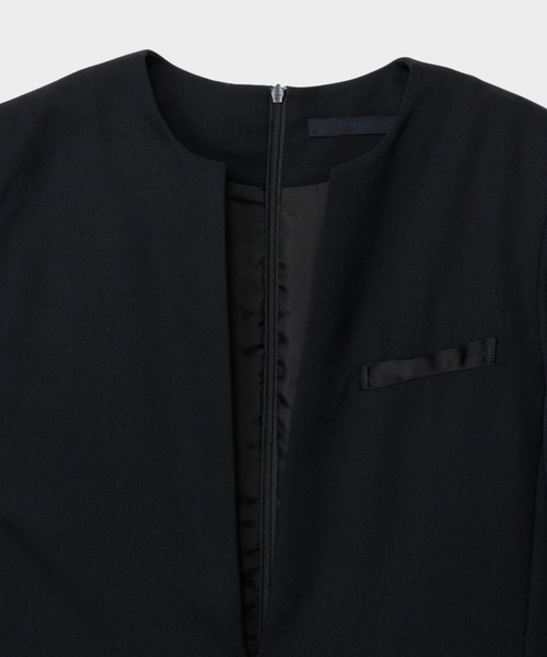 CINOH（チノ）の「BLACK FORMAL KEY NECK JACKET DRESS（ワンピース・レディース・ブラック・36/38）」の9枚目の写真