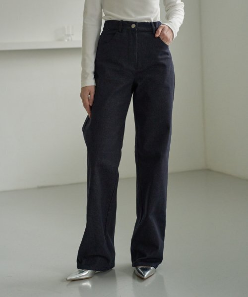 5OML(オーオーエムエル)の「ノンフェイドクラシックデニムパンツ(ネイビー)(デニムパンツ・レディース・ネイビー・LARGE/MEDIUM/SMALL)」の4枚目の写真