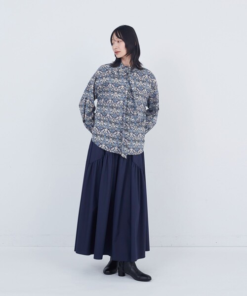 ADIEU TRISTESSE（アデュートリステス）の「リバティプリントブラウス（シャツ/ブラウス・レディース・ブルー系その他/グレー系その他・38）」の3枚目の写真