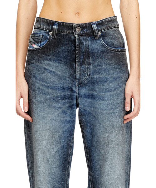 DIESEL(ディーゼル)の「ウィメンズ デニムパンツ 1988 D-ARK L.30(デニムパンツ・レディース・インディゴブルー・26inch/25inch/24inch/23inch)」の3枚目の写真