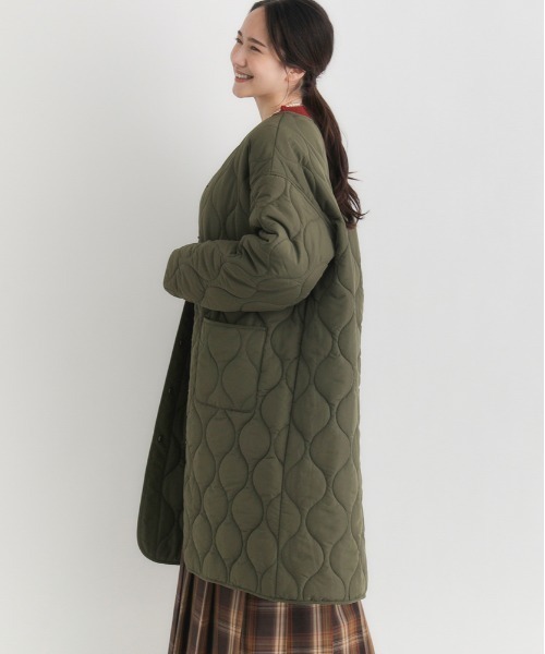 Right-on（ライトオン）の「【HONEYSUCKLE ROSE】キルティングロングコート (ロング丈 / 中綿 / 軽量 / ノーカラー)（その他アウター・レディース・オリーブ/ブラック/キナリ・S/M/L）」の8枚目の写真