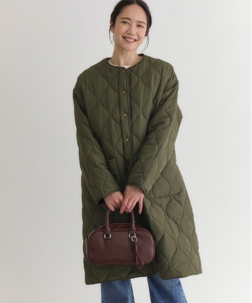 Right-on（ライトオン）の「【HONEYSUCKLE ROSE】キルティングロングコート (ロング丈 / 中綿 / 軽量 / ノーカラー)（その他アウター・レディース・オリーブ/ブラック/キナリ・S/M/L）」の11枚目の写真