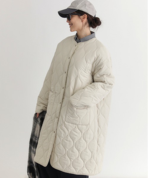 Right-on（ライトオン）の「【HONEYSUCKLE ROSE】キルティングロングコート (ロング丈 / 中綿 / 軽量 / ノーカラー)（その他アウター・レディース・オリーブ/ブラック/キナリ・S/M/L）」の16枚目の写真