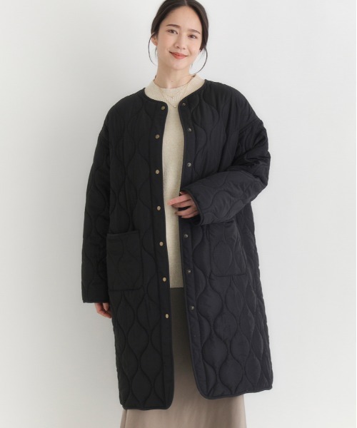 Right-on（ライトオン）の「【HONEYSUCKLE ROSE】キルティングロングコート (ロング丈 / 中綿 / 軽量 / ノーカラー)（その他アウター・レディース・オリーブ/ブラック/キナリ・S/M/L）」の19枚目の写真