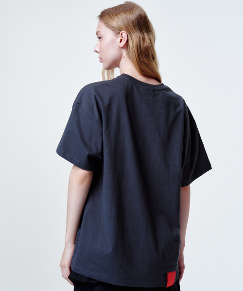 2113 STUDIO(イイルイルサムスタジオ)の「Loose fit t-shirt Eros(Tシャツ/カットソー・レディース・その他・FREE)」の2枚目の写真