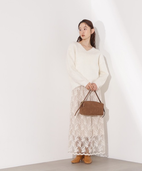 N.(N. Natural Beauty Basic)(エヌエヌナチュラルビューティーベーシック)の「Vネック起毛ニット(ニット/セーター・レディース・オフホワイト/ピンク/ネイビー・FREE)」の14枚目の写真