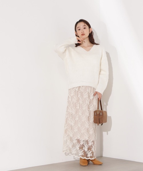 N.(N. Natural Beauty Basic)(エヌエヌナチュラルビューティーベーシック)の「Vネック起毛ニット(ニット/セーター・レディース・オフホワイト/ピンク/ネイビー・FREE)」の19枚目の写真